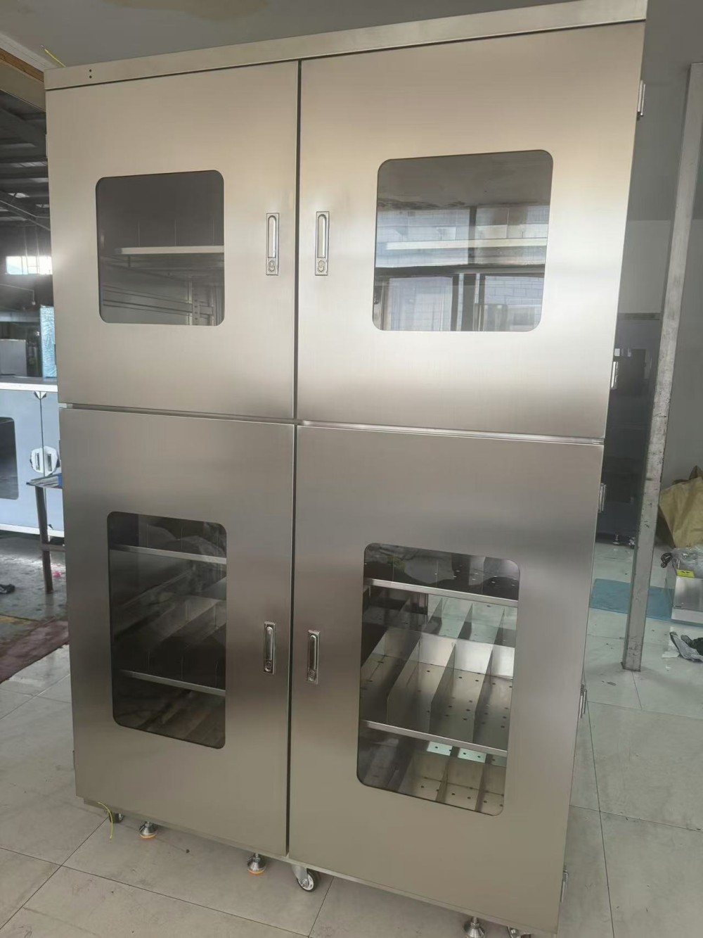 Energy storage cabinets